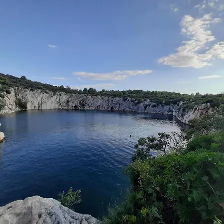 Seafront With Balcony Sea View And Mooring