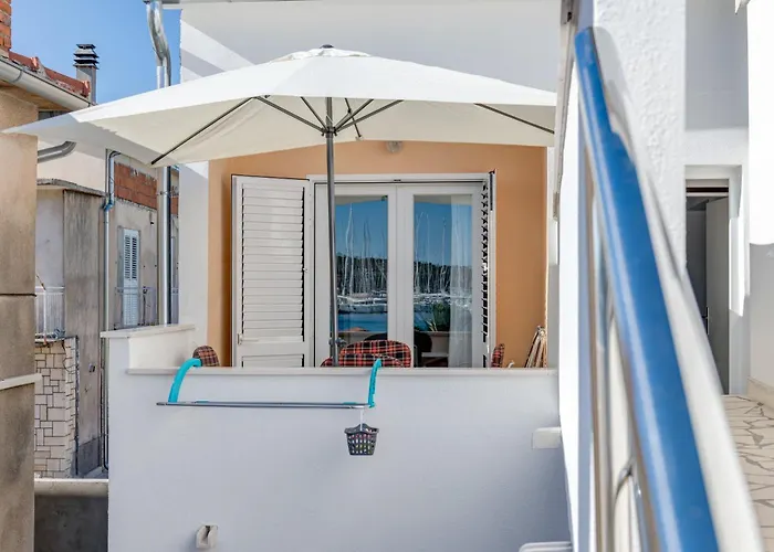 Apartamento Seafront With Balcony Sea View And Mooring *