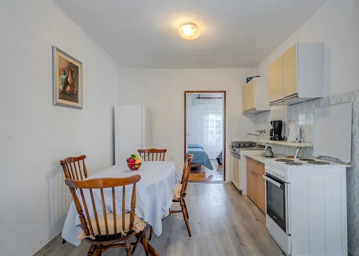 Apartamento Seafront With Balcony Sea View And Mooring Rogoznica (Sibenik-Knin)