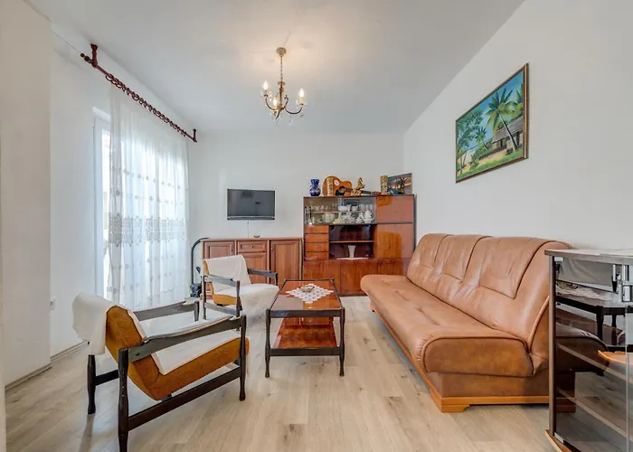 Seafront With Balcony Sea View And Mooring Apartamento