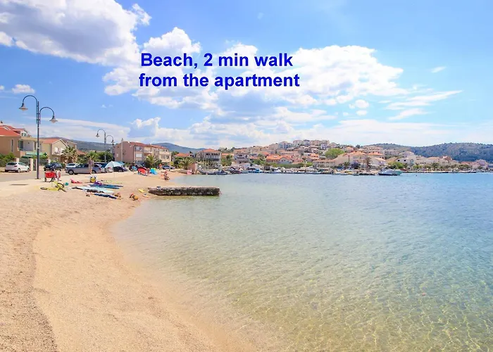 Seafront With Balcony Sea View And Mooring Apartamento *